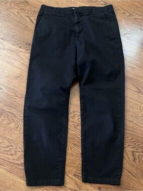 Nili Lotan Black chino pants size 4 crop classic cotton 80NL flat front